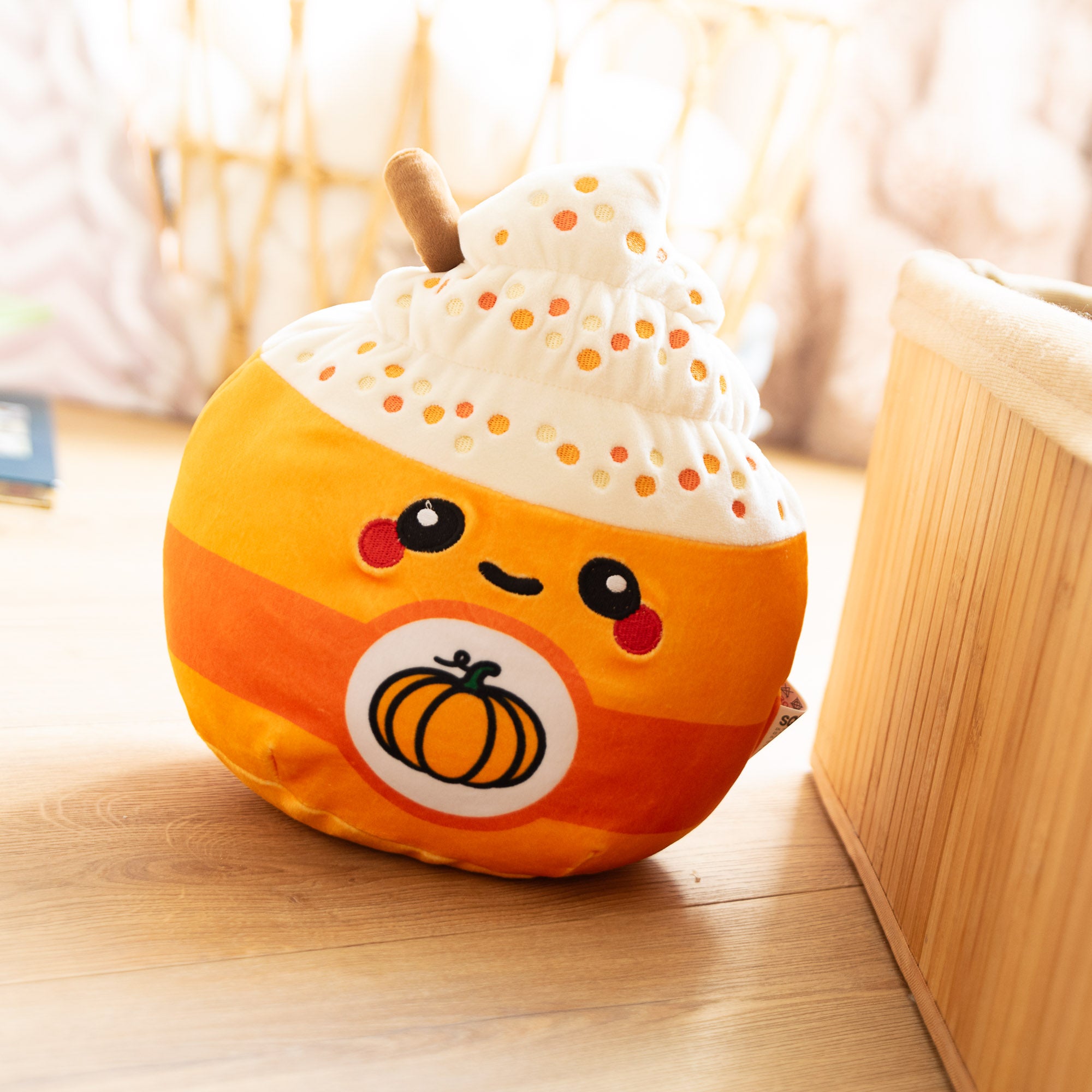 Kawaii Hazel de Pompoen Latte Knuffel