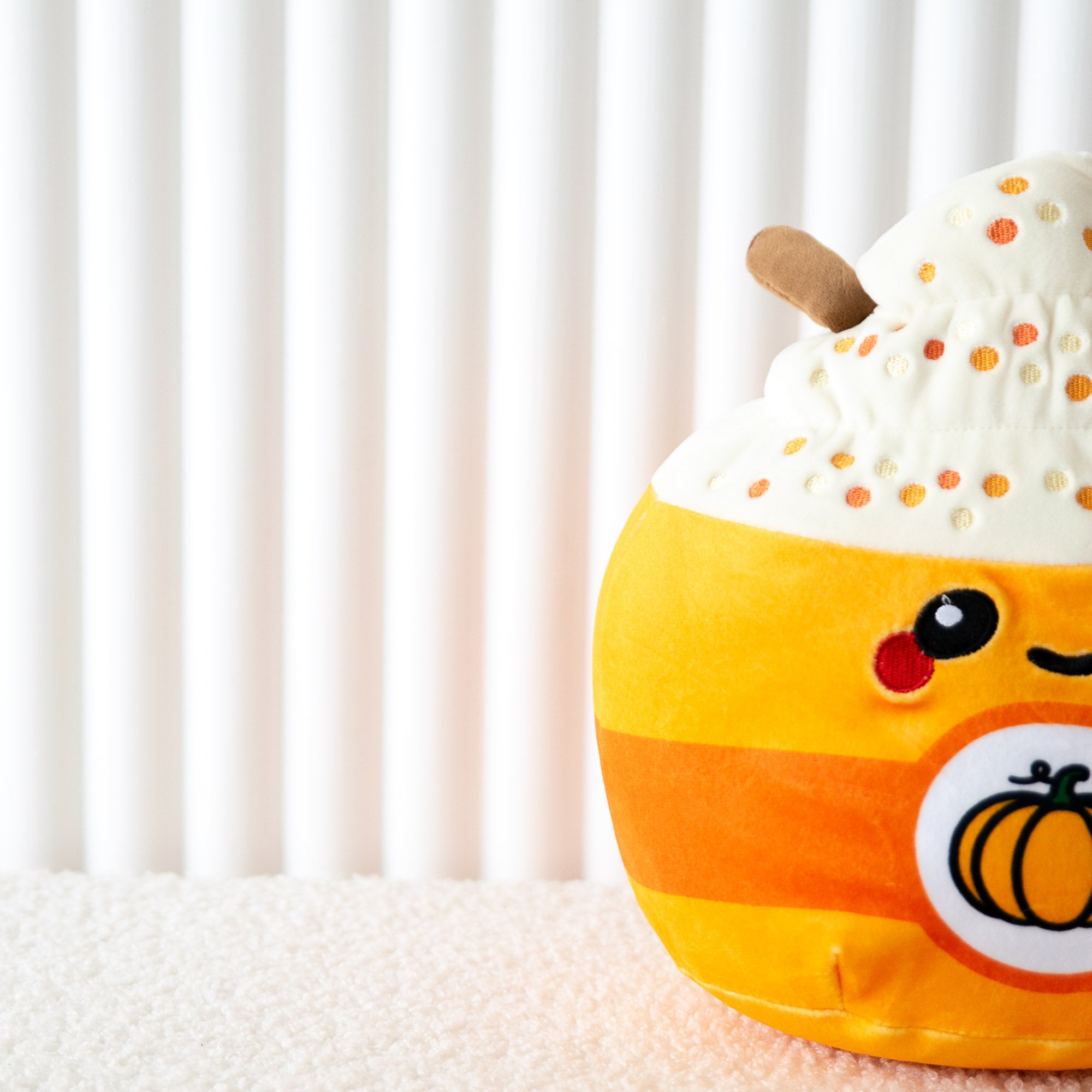 Kawaii Hazel de Pompoen Latte Knuffel