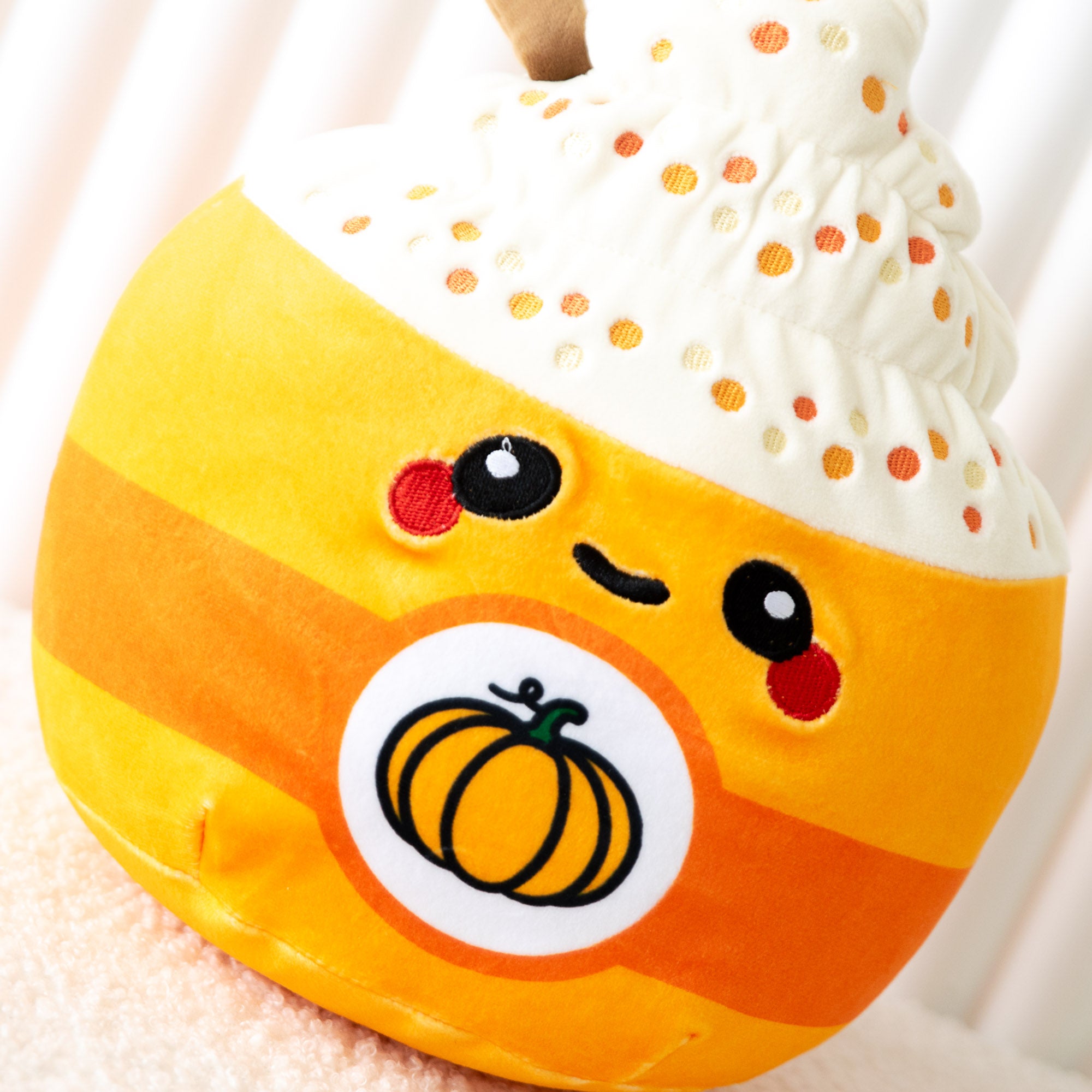 Kawaii Hazel de Pompoen Latte Knuffel