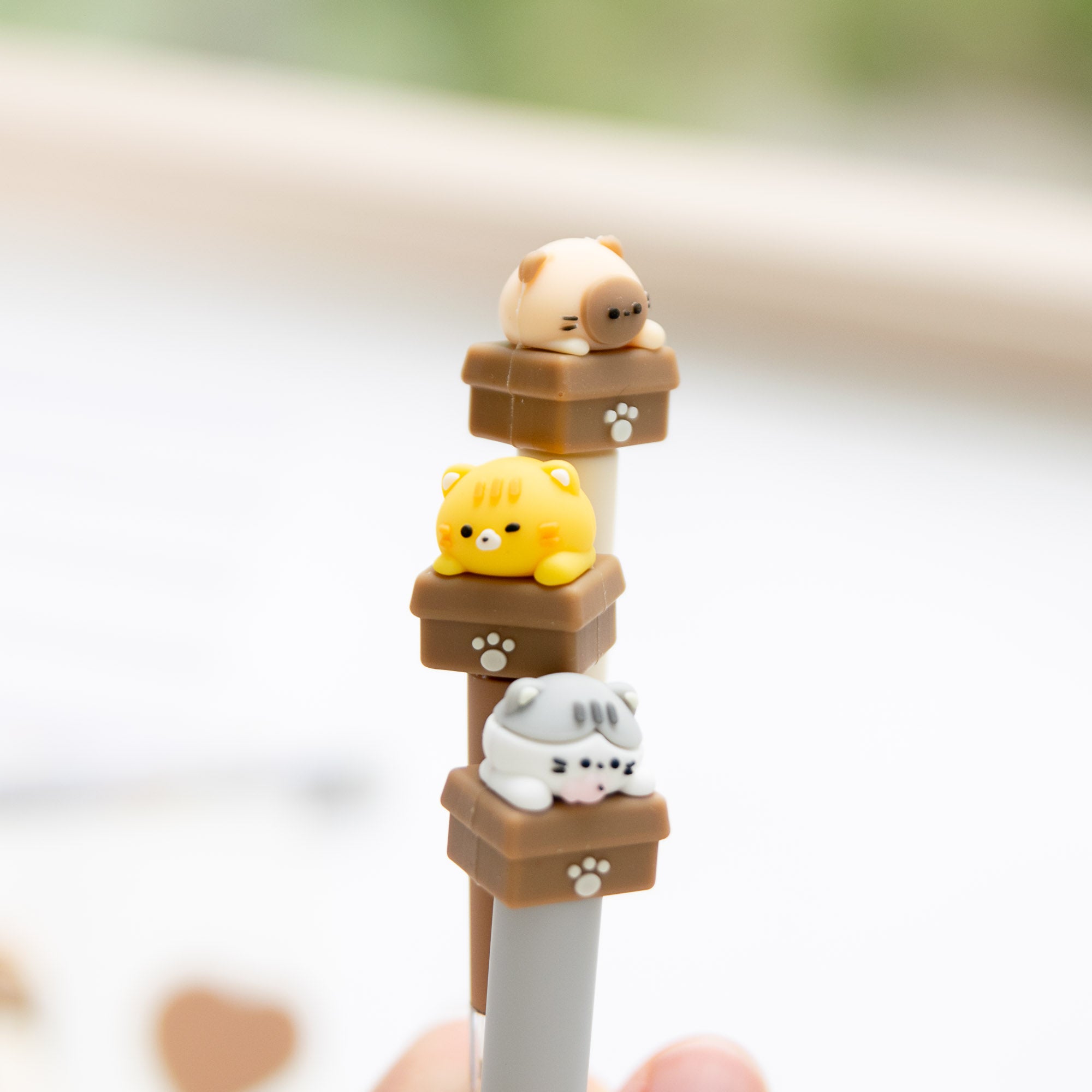 Stylo Gel Kawaii Anti Stress - Chat Curieux Tournicoti